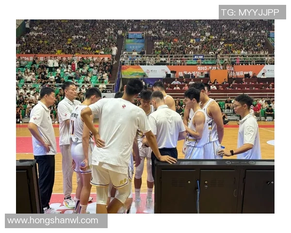 重庆足球队的灵活战术揭秘与球员风采展示