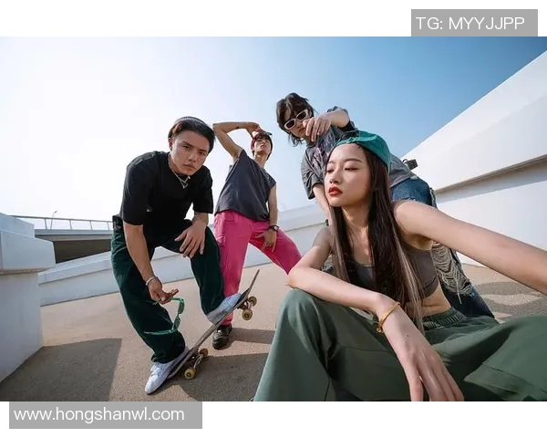 重庆街舞队在世界滑板锦标赛中的逆袭之旅展现青春力量与团队精神