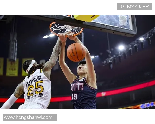 今晚辽宁本钢迎战新疆篮球队期待精彩对决和激烈竞争的巅峰对决