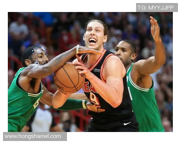 凯里欧文：从篮球天才到场外风波的传奇人生探秘