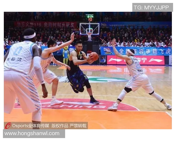 广东队与国家队激战正酣谁能在这场巅峰对决中笑到最后 广东队与国家队激战正酣谁能在这场巅峰对决中笑到最后