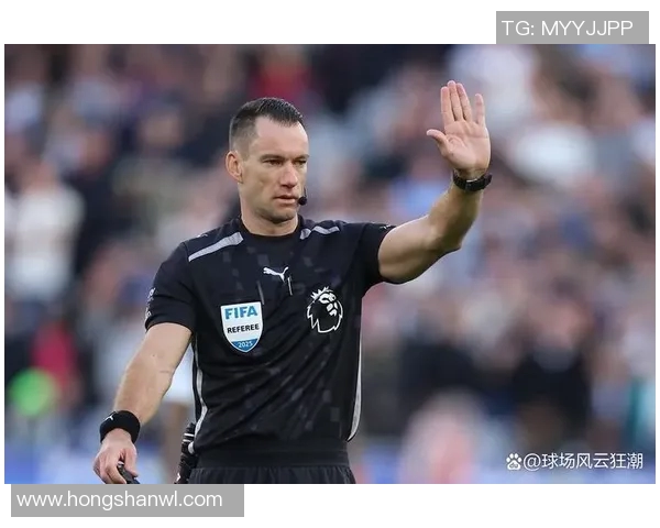 阿森纳与曼联对决裁判表现分析及争议判罚回顾