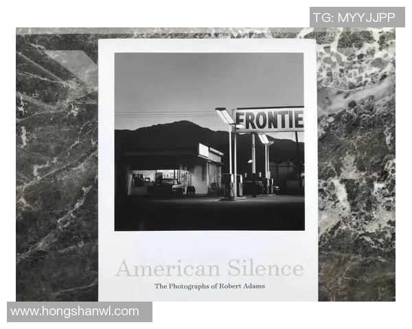 亚当斯的传奇人生与影响力探索：从科学家到文化象征的多重角色解析